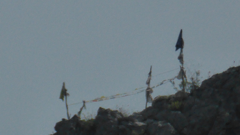 20230629_130908_rocher_drapeaux