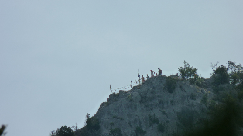 20230718_125838_rocher_drapeaux_fz38